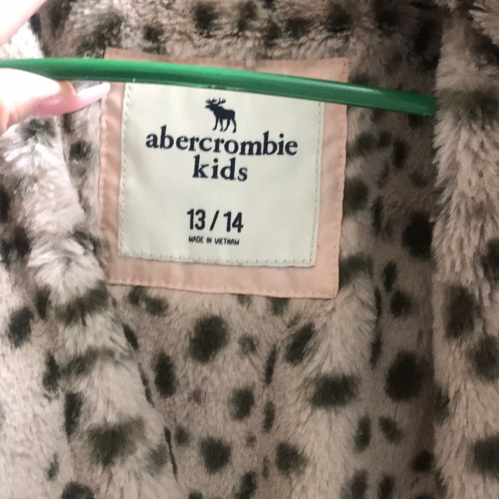 Jacket - Picture 3 of 5